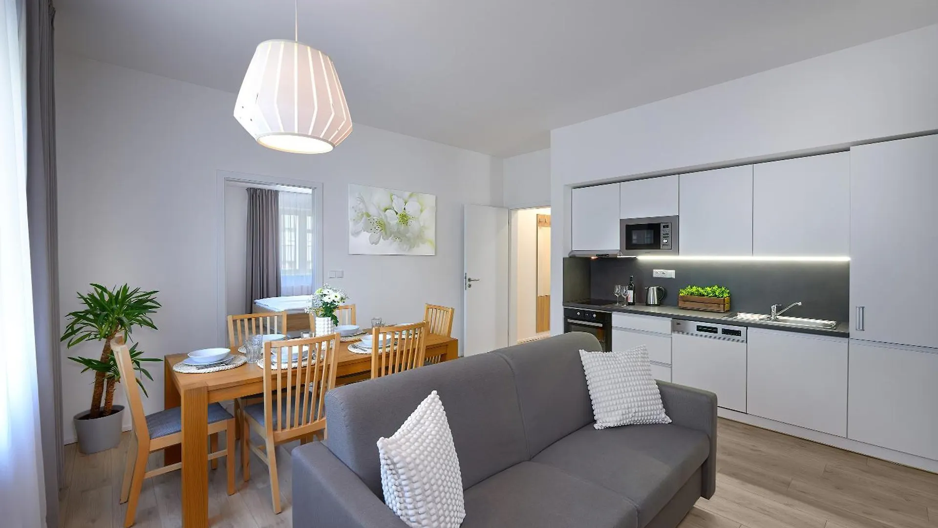 Apartment Downtown Suites Belohorska Prague