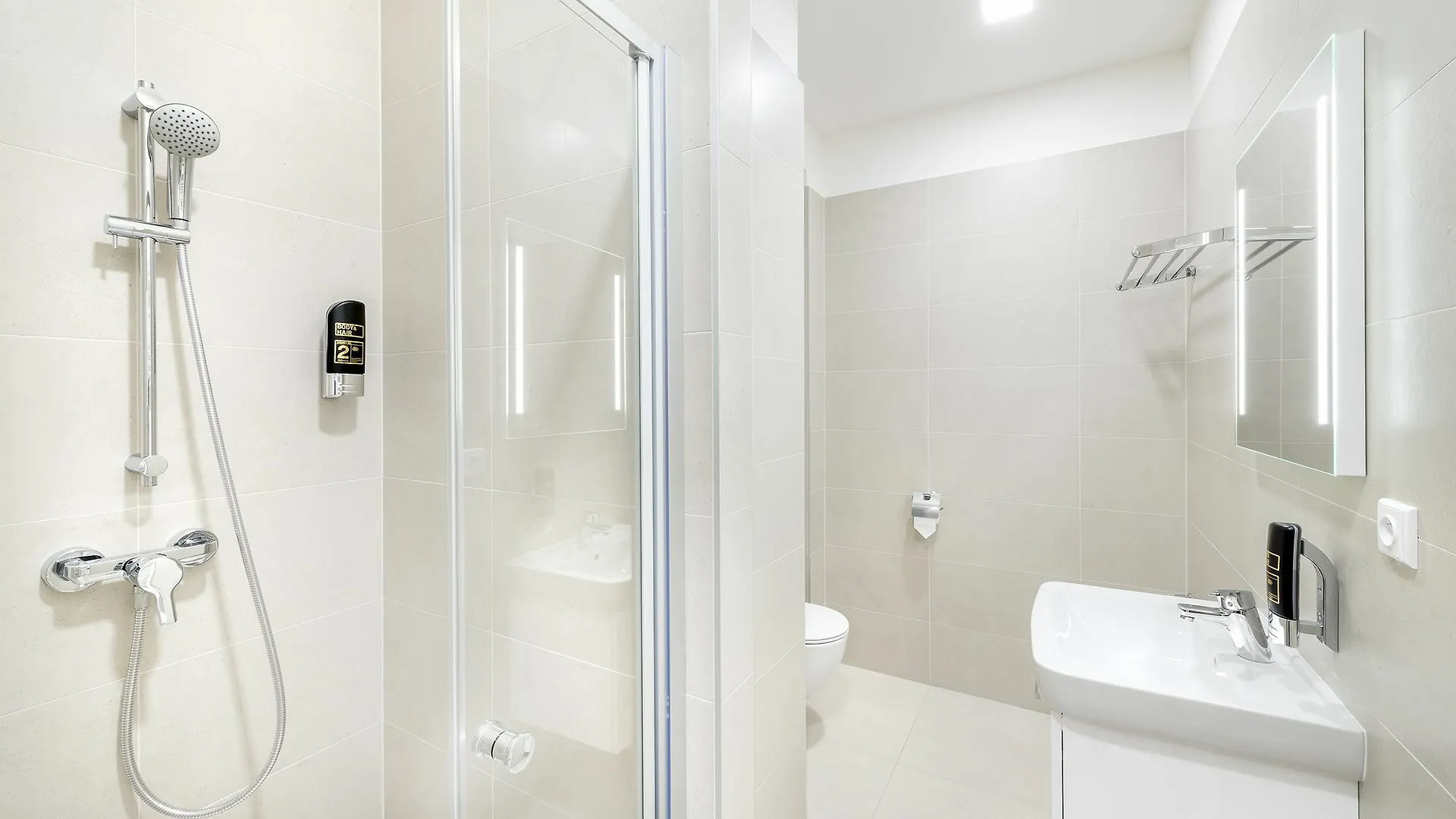 Downtown Suites Belohorska Prague