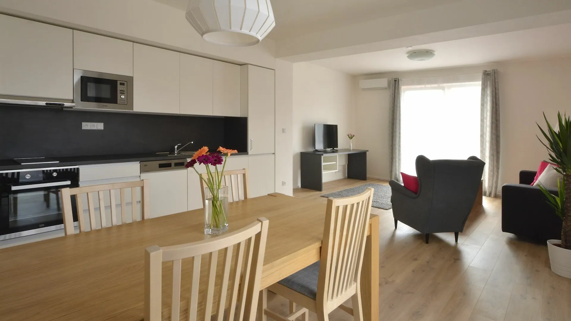 Apartment Downtown Suites Belohorska Prague Czech Republic