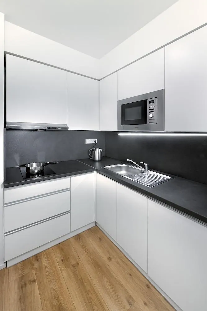 Downtown Suites Belohorska Praga Appartamento
