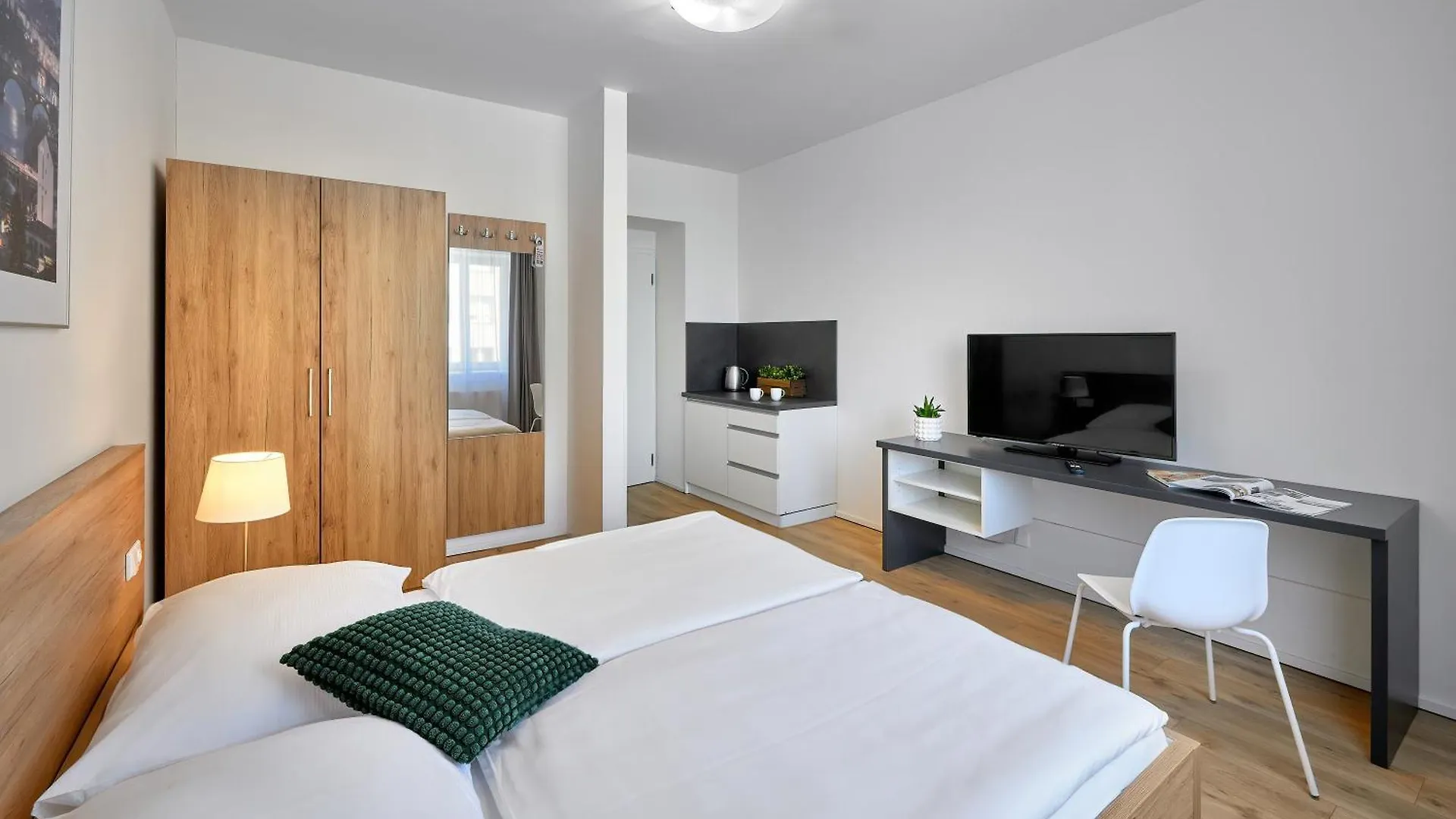 Downtown Suites Belohorska Praga Appartamento